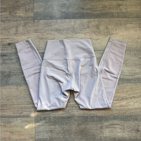 Lululemon Wunder Under Leggings - Picture 1 of 8